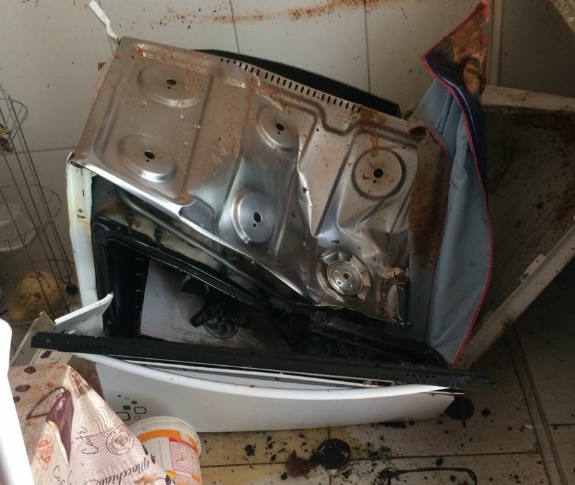 explosão de uma panela de pressão