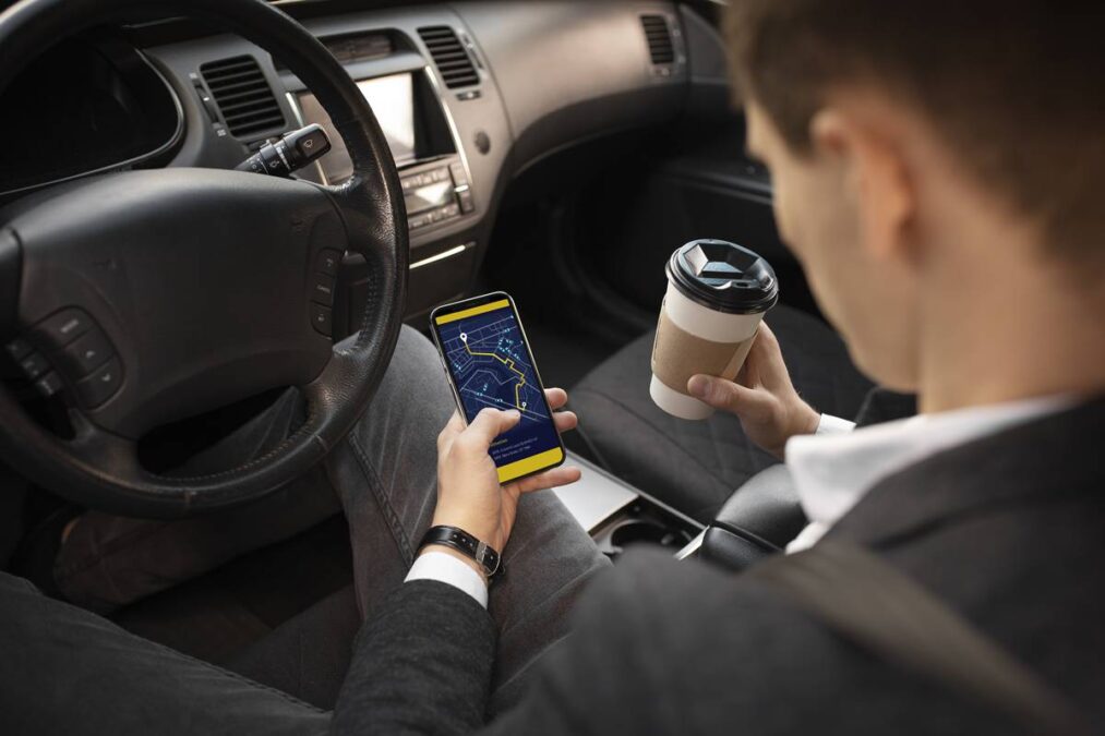 Entenda como funcionava o esquema de manipulação de preços na Uber que fazia passageiros pagarem mais