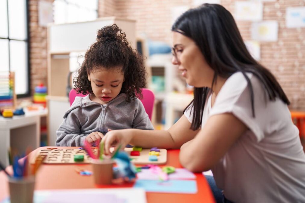 Auxílio-Creche 2026 regras, idade, valores e quem tem direito a ajuda financeira