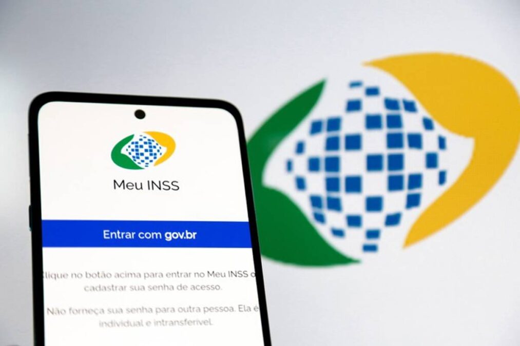 INSS ativa novo botão para aposentados e pensionistas liberar empréstimo consignado
