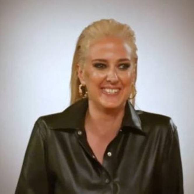  professora fica irreconhecível após transformação em salão de beleza