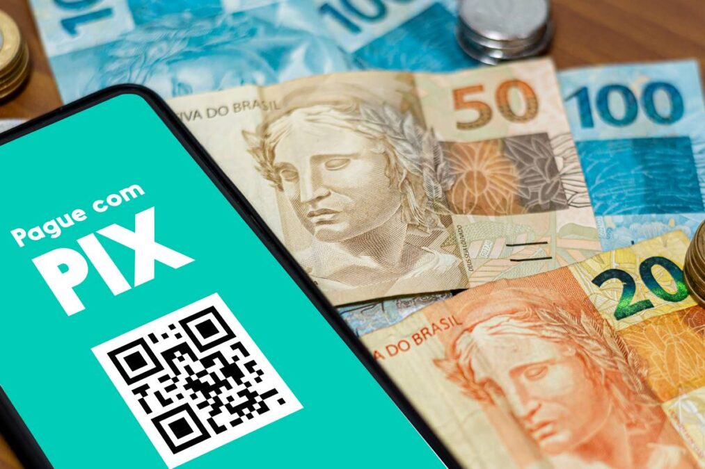 Novo botão do Pix vai aparecer no seu celular a partir de outubro: aprenda a usar!