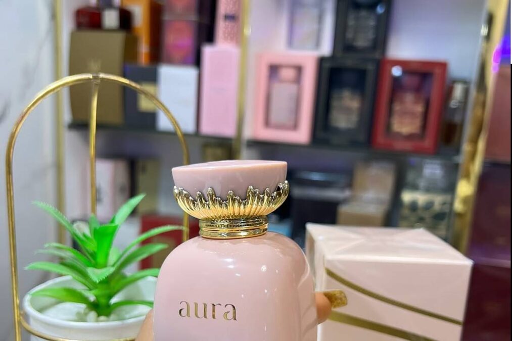 O famoso perfume árabe floral adocicado que virou febre e custa barato