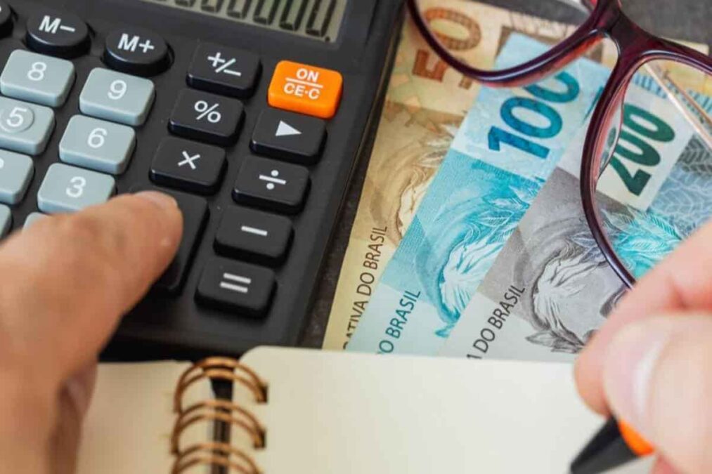 Veja quais serão os valores do salário minimo até 2029