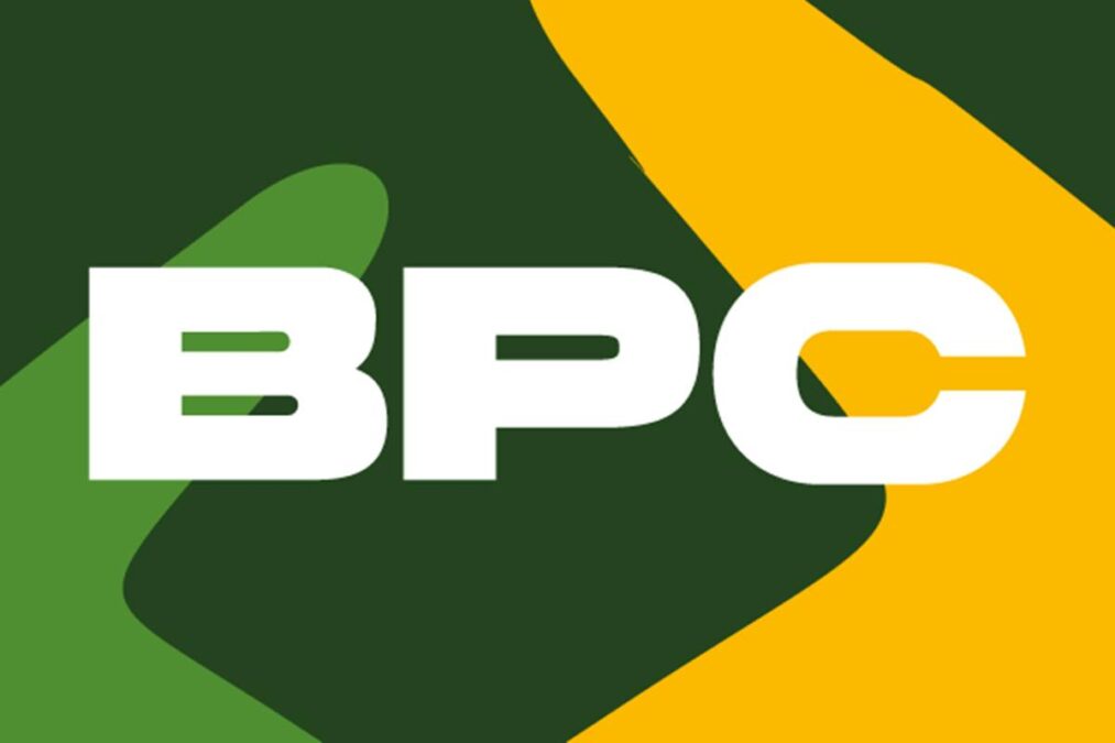 Se o marido é aposentado, a esposa tem direito ao BPC/LOAS?