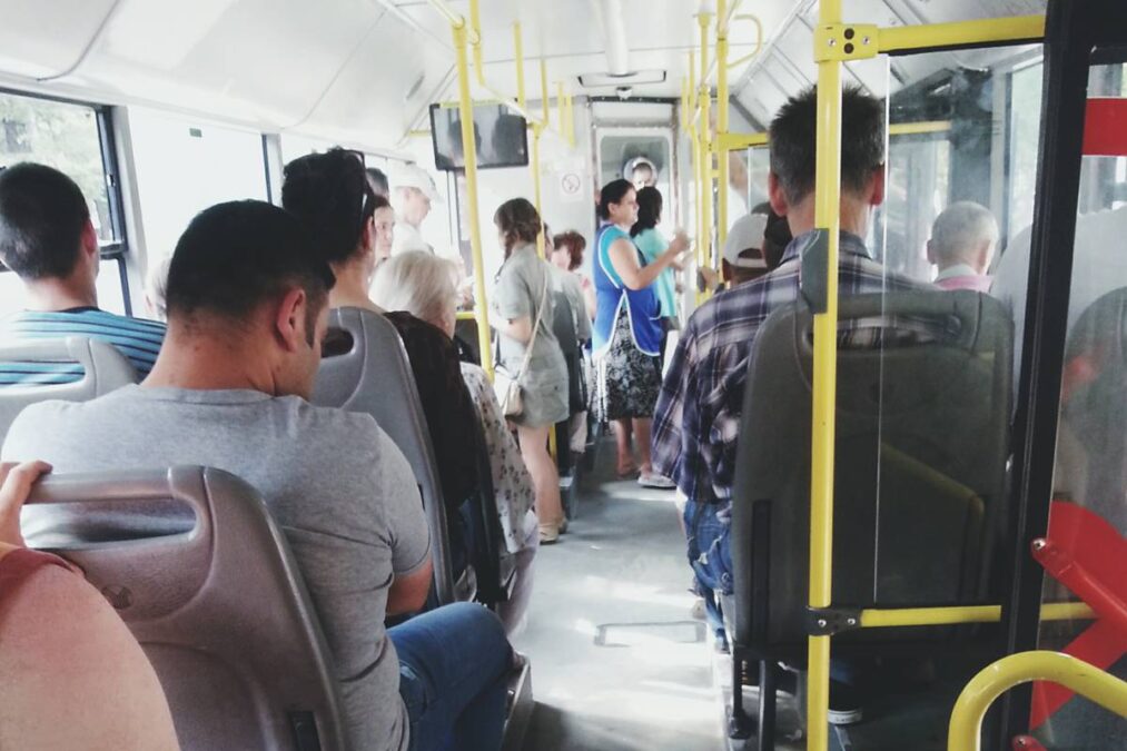 Novo programa libera “Vale Transporte Social” com 44 viagens — R$ 200 por mês pelo Cadastro Único