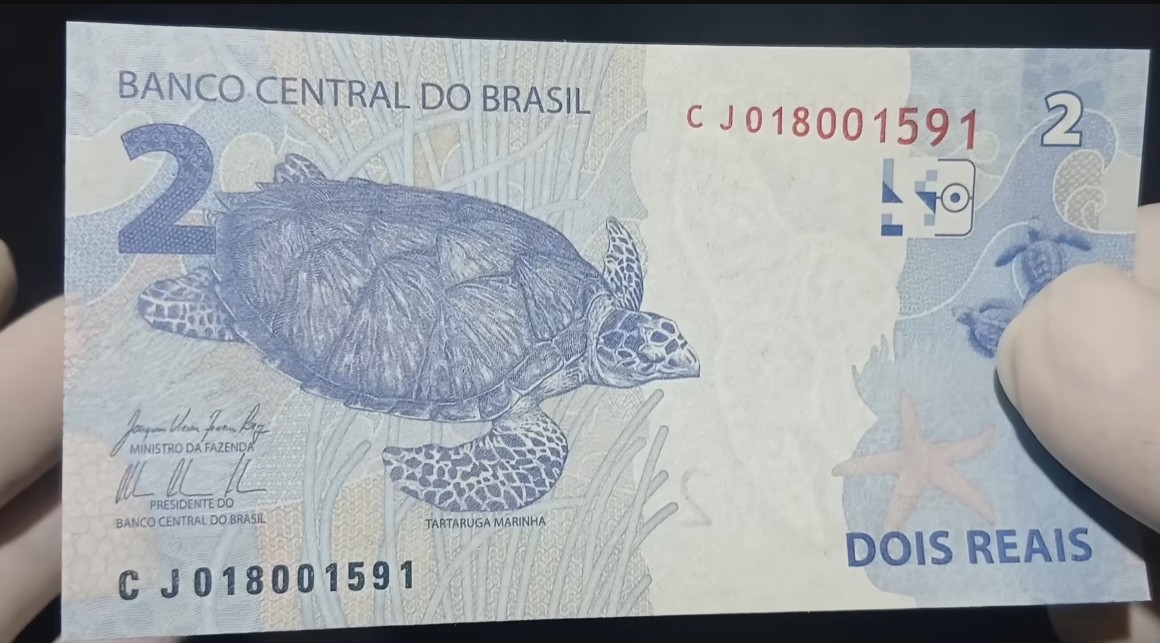 O sachê de moedas de 10 centavos que pode valer R$ 24 mil reais