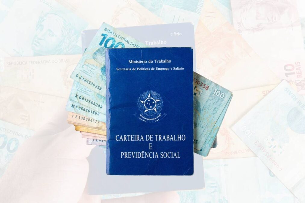 Veja o que diz a lei sobre horas extras para CLT