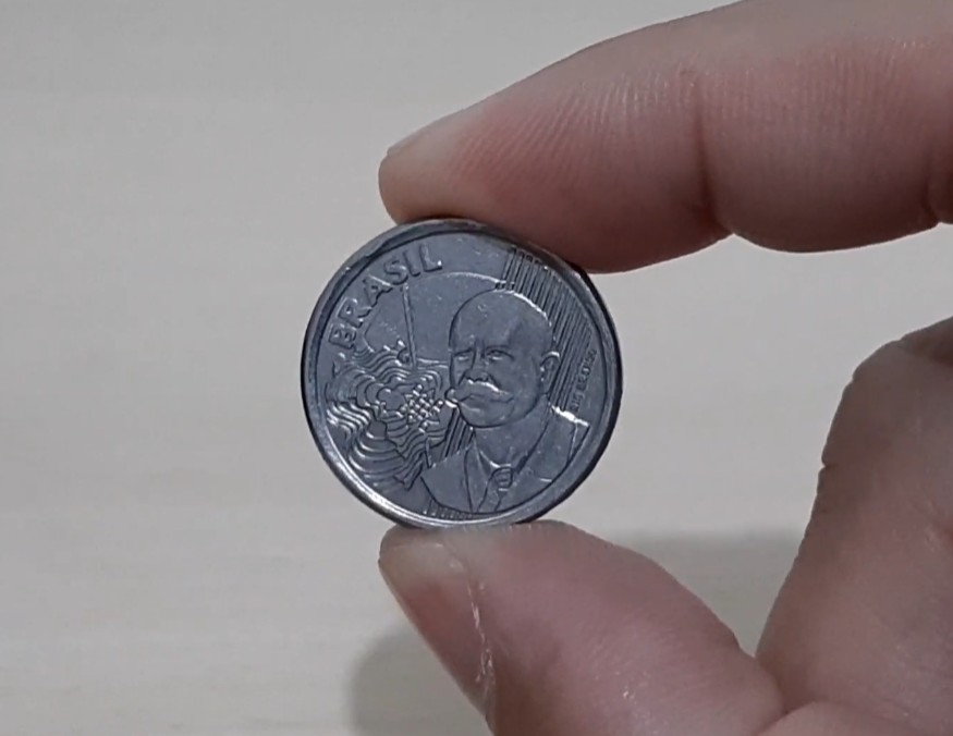 Essa moeda de 50 centavos pode valer até 4 mil reais se você tiver uma