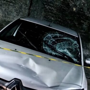 Carro envolvido em feminicídio em Simões Filho