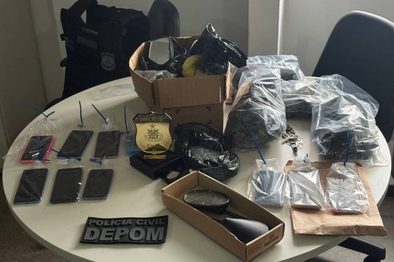 Objetos apreendidos na Megaoperação