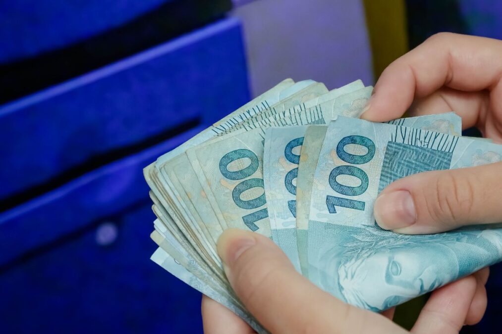 Aposentados do INSS terão aumento em Dinheiro