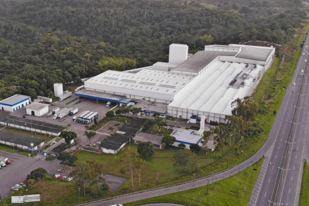 J Macedo em Simões Filho