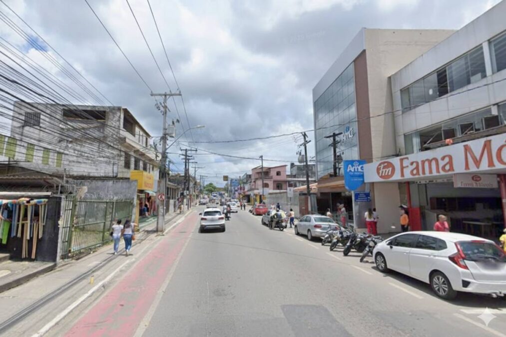 Avenida centro de Simões Filho
