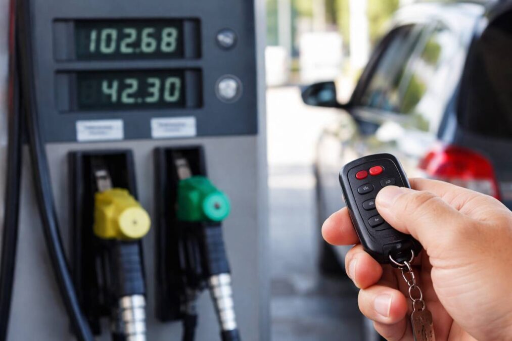 Golpe controle remoto nos postos de gasolina usam controle remoto
