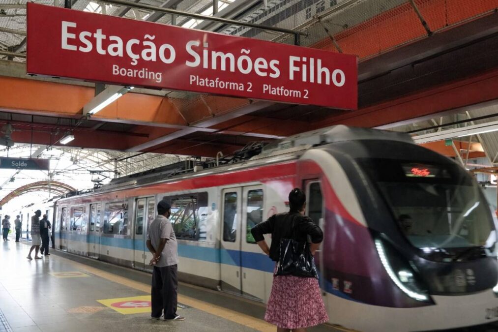 Metrô de Salvador até Simões Filho