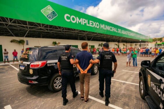 Homem é preso dentro do Mercado Municipal de Simões Filho aplicando golpes; veja como ele agia!