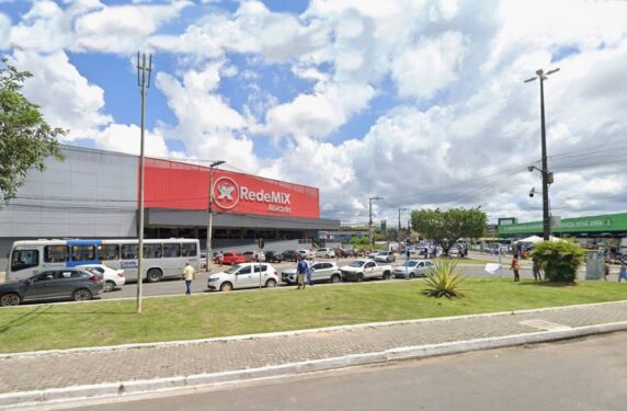 RedeMix recebe currículos para vagas em Simões Filho