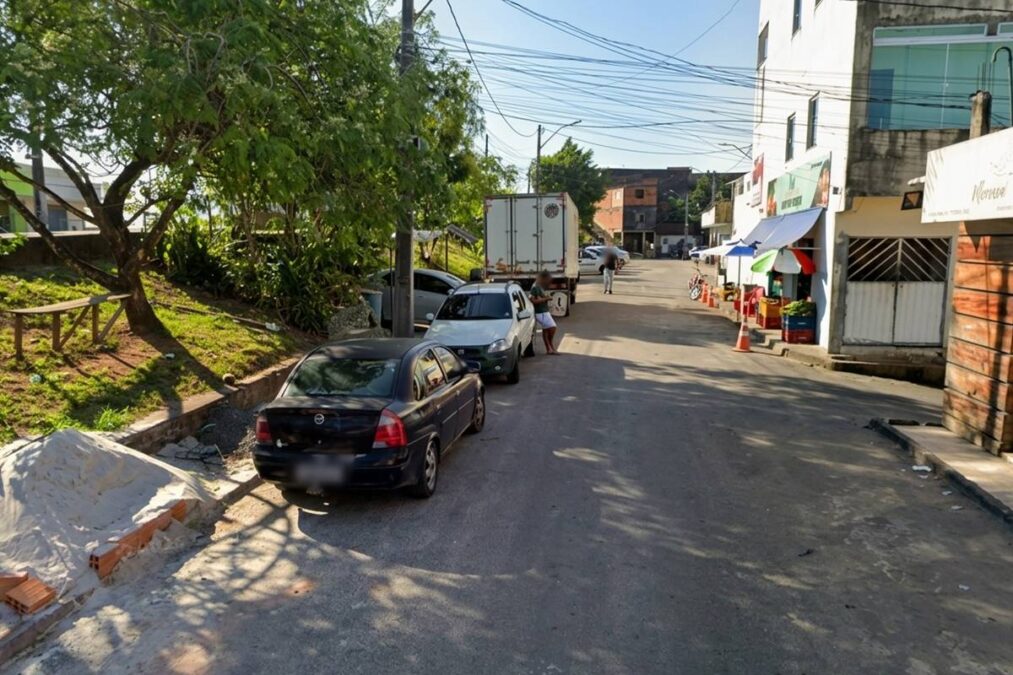 Jovem é morto a tiros enquanto trabalhava em lava-jato no CIA 2, em Simões Filho