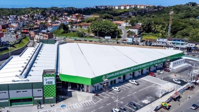 Funcionário furta relógios avaliados em até R$ 20 mil em loja do Centro e esquema é descoberto no Mercado Municipal de Simões Filho