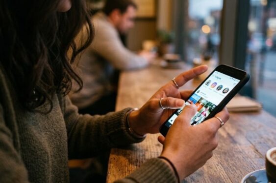 Descubra como bloquear propagandas irritantes do seu celular agora