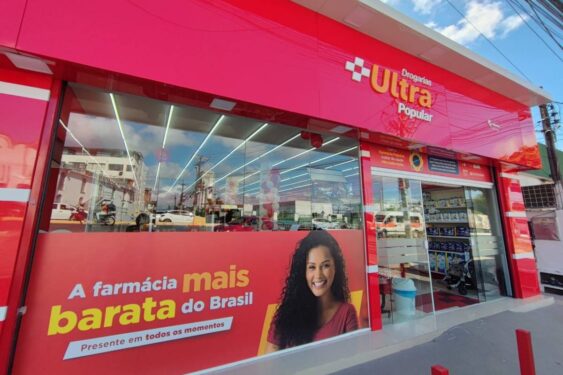 Drogarias abrem vagas para balconistas em Simões Filho e oferecem salário com premiação
