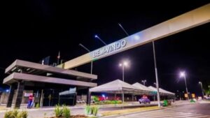 Por que o estudante de educação física se escondeu em simões filho?