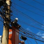 Coelba interrompe energia em quatro bairros de salvador neste domingo