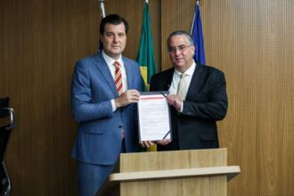 Parceria entre mpba e fundação josé silveira capacita jovens em salvador
